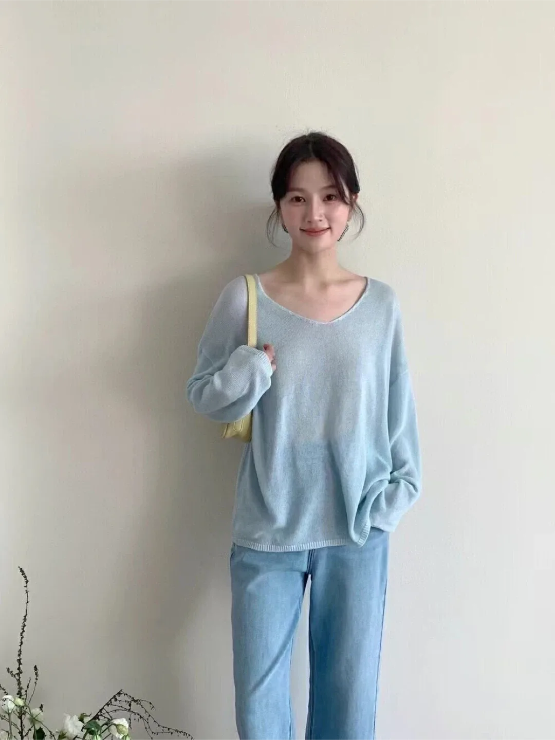 V-Neck Linen knit top thumbnail