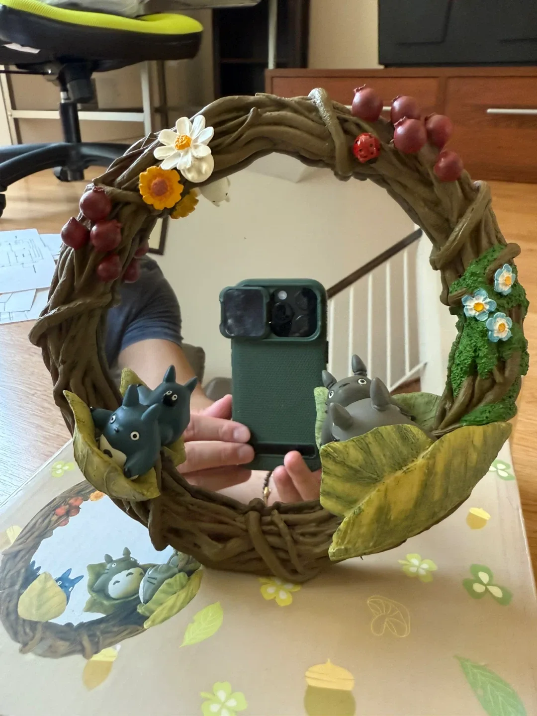 Studio Ghibli Totoro Wreath Mirror (Rare & Brand New) image indicator(2)