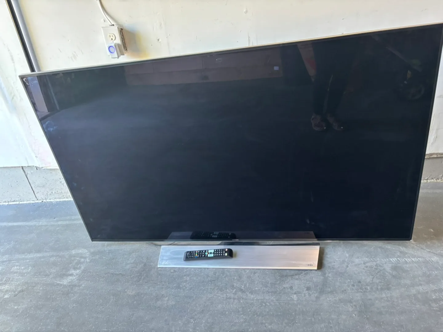 65” TV
