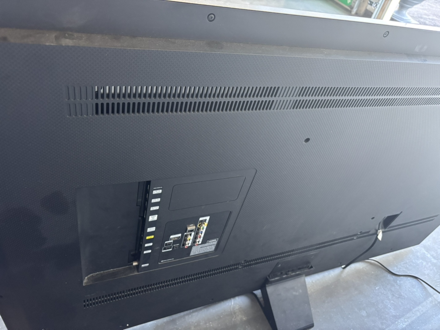65” TV - photo 2