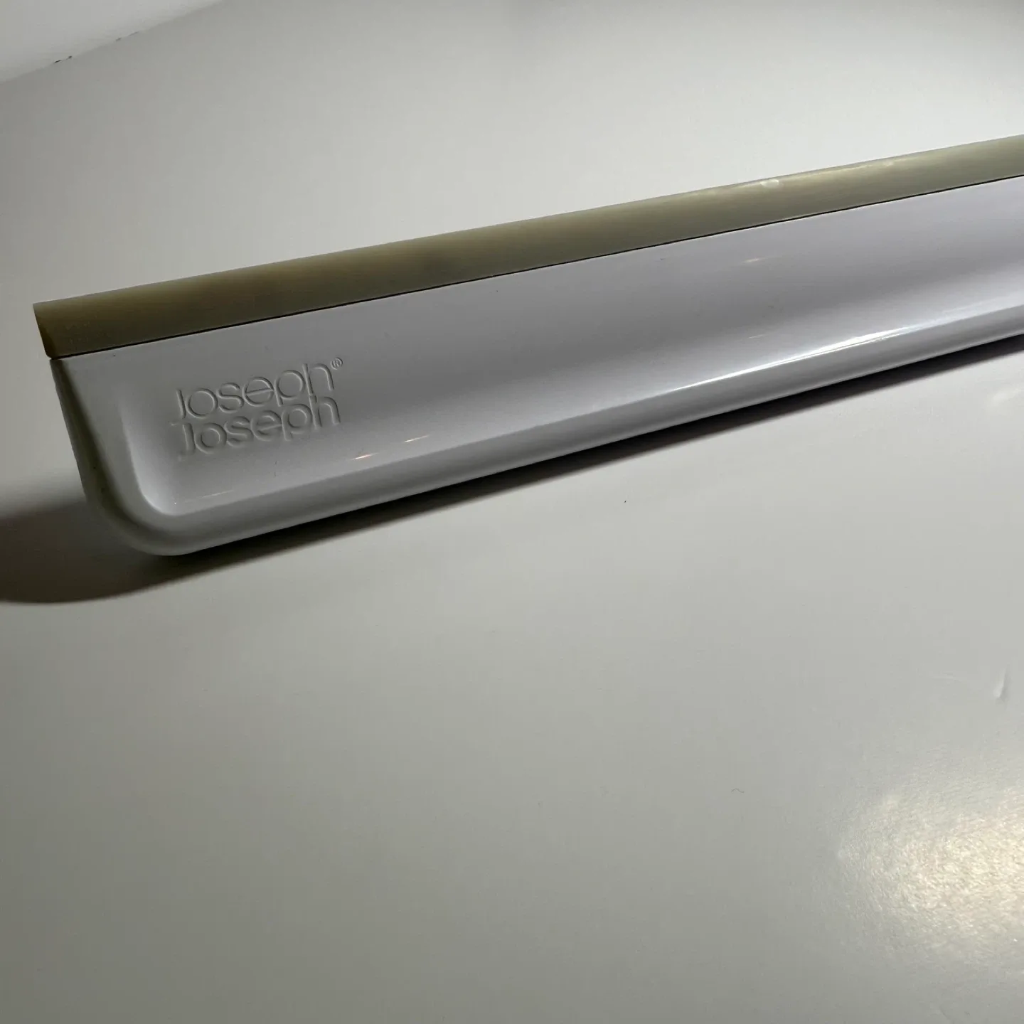 Joseph Joseph Squeegee - Grey thumbnail