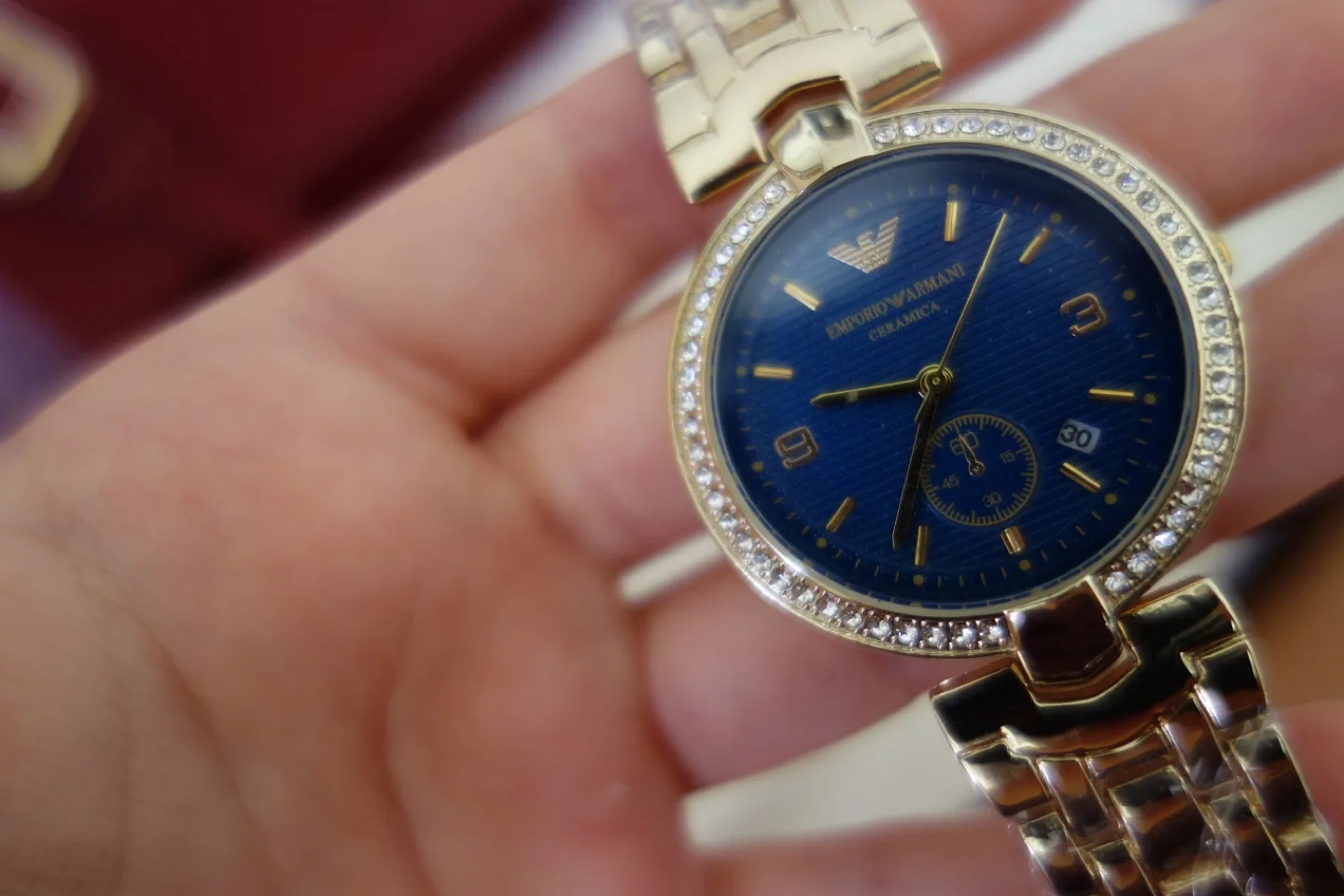 Emporio Armani Gold-Tone Ladies Watch image indicator(2)