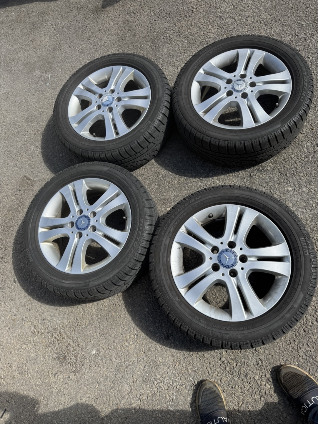 Mercedes-Benz R16 205/55R16 Winter Tires