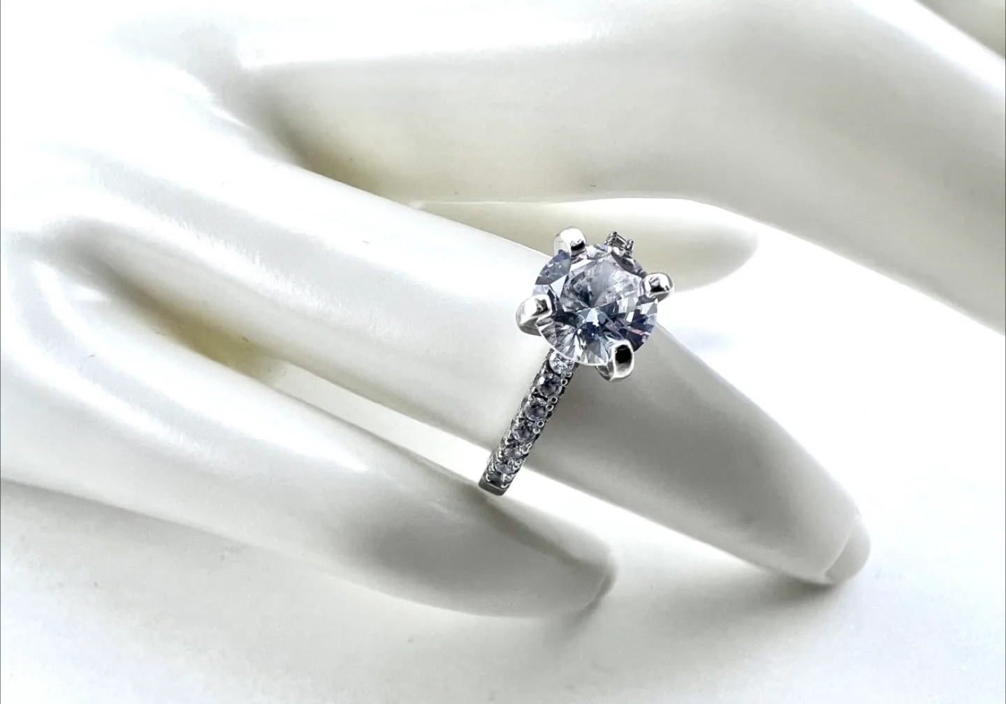Ladies sterling engagement style ring size 6 thumbnail