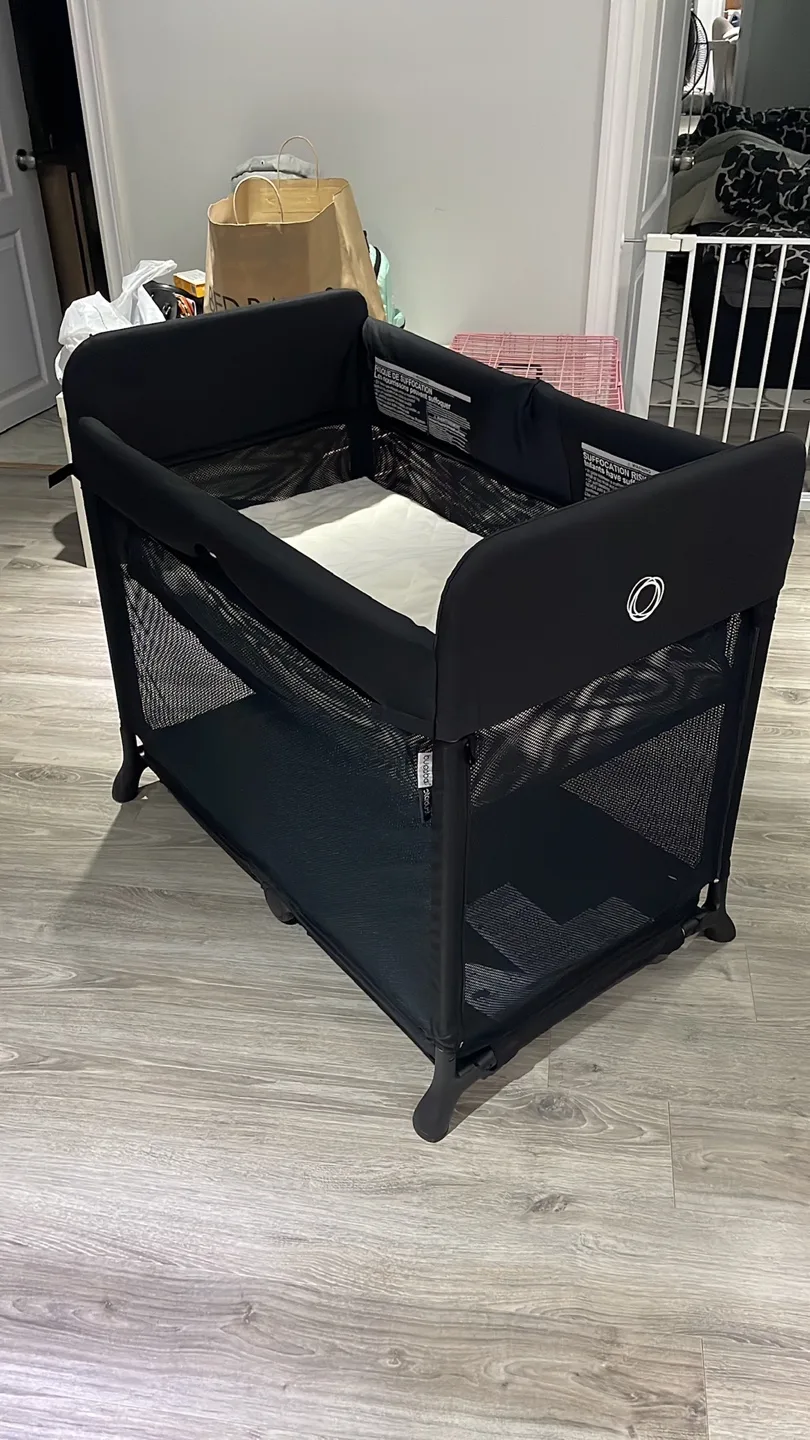 Bugaboo Stardust Black Playard thumbnail