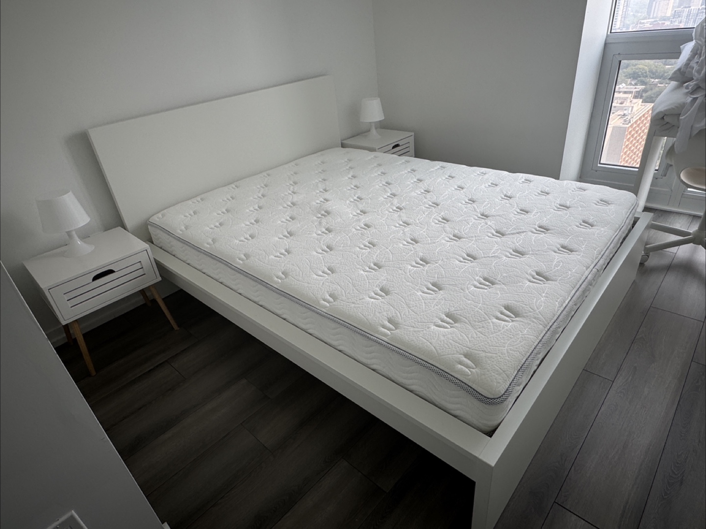 🔥 Urgent Sale – Queen Size Mattress (Like New!) 🔥 - photo 2