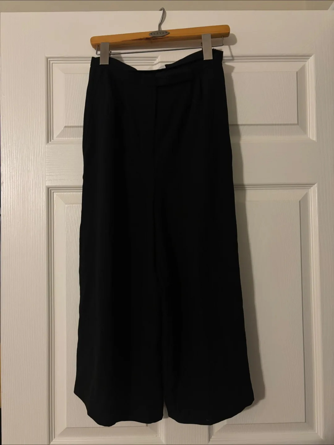 Babaton Black Wide Leg Pants - Size 2