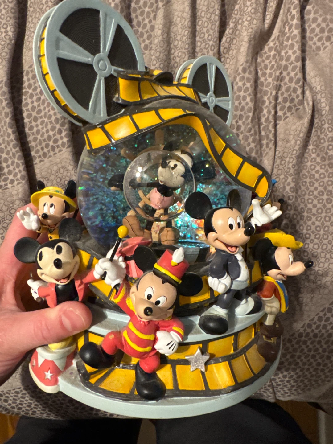 Disney Mickey Mouse Snow Globe