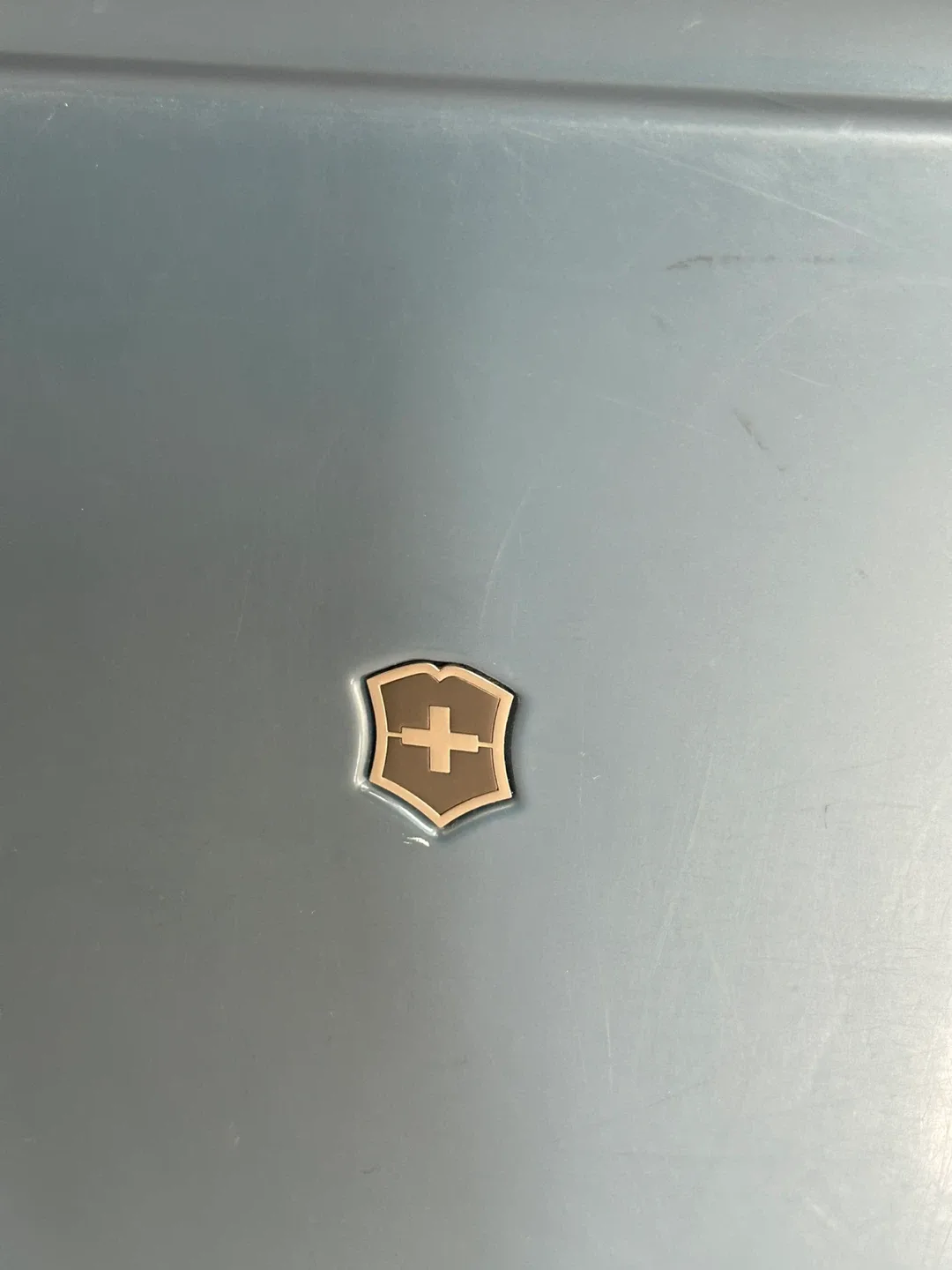 Victorinox Carry-On Suitcase, Blue image indicator(9)