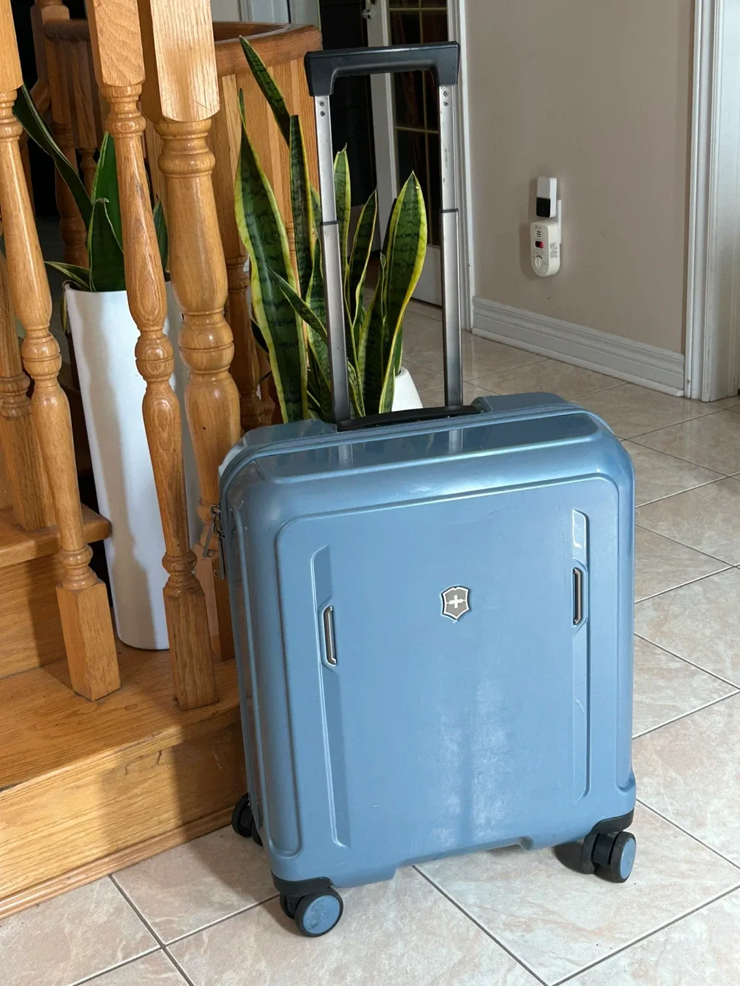 Victorinox Carry-On Suitcase, Blue thumbnail