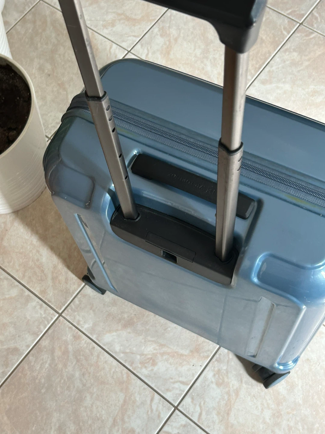 Victorinox Carry-On Suitcase, Blue - photo 2
