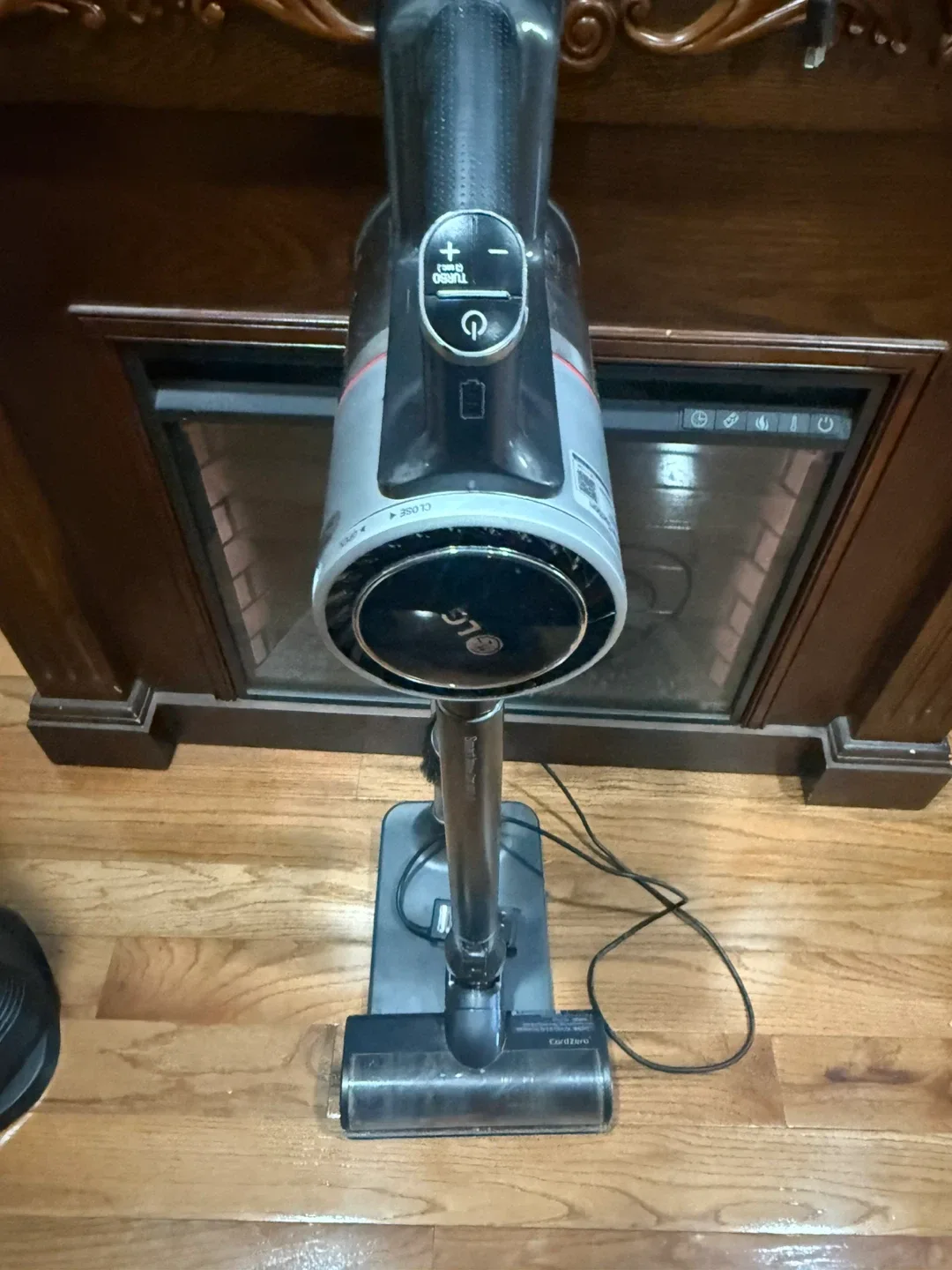 LG CordZero Kompressor Stick Vacuum image indicator(5)