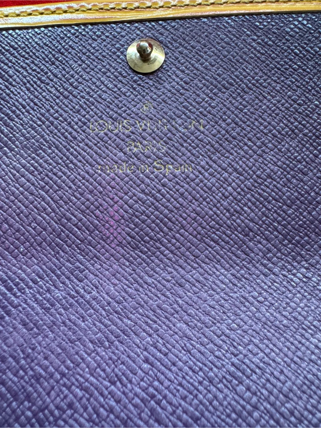 Louis Vuitton Tassil Yellow Epi Leather Sarah Wallet image indicator(7)