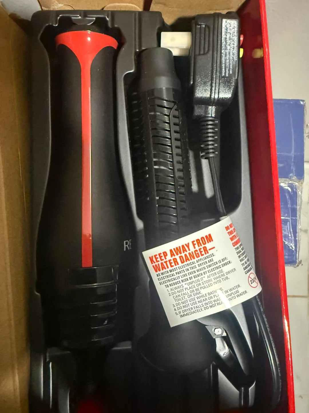 Revlon One-Step Blowout Curls image indicator(3)