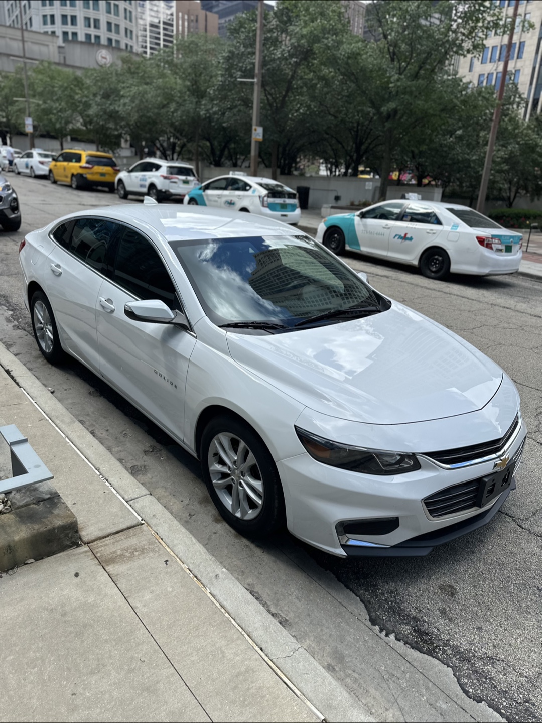 2018 Chevy Malibu LT - photo 2
