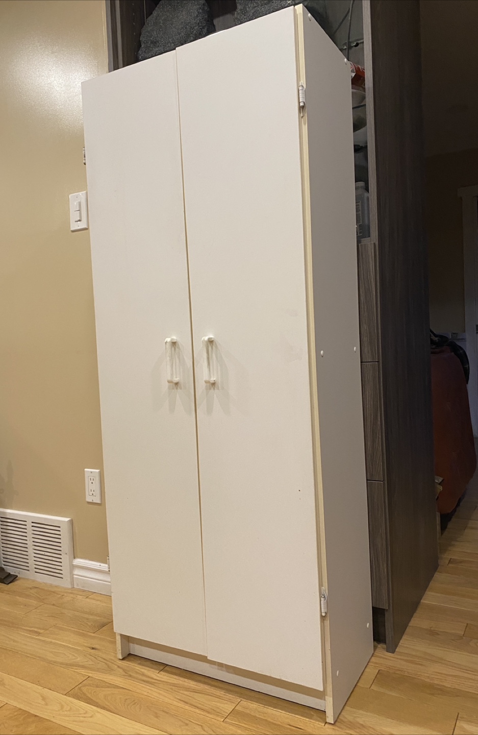 White Storage Cabinet (CAN DELIVER) - photo 3