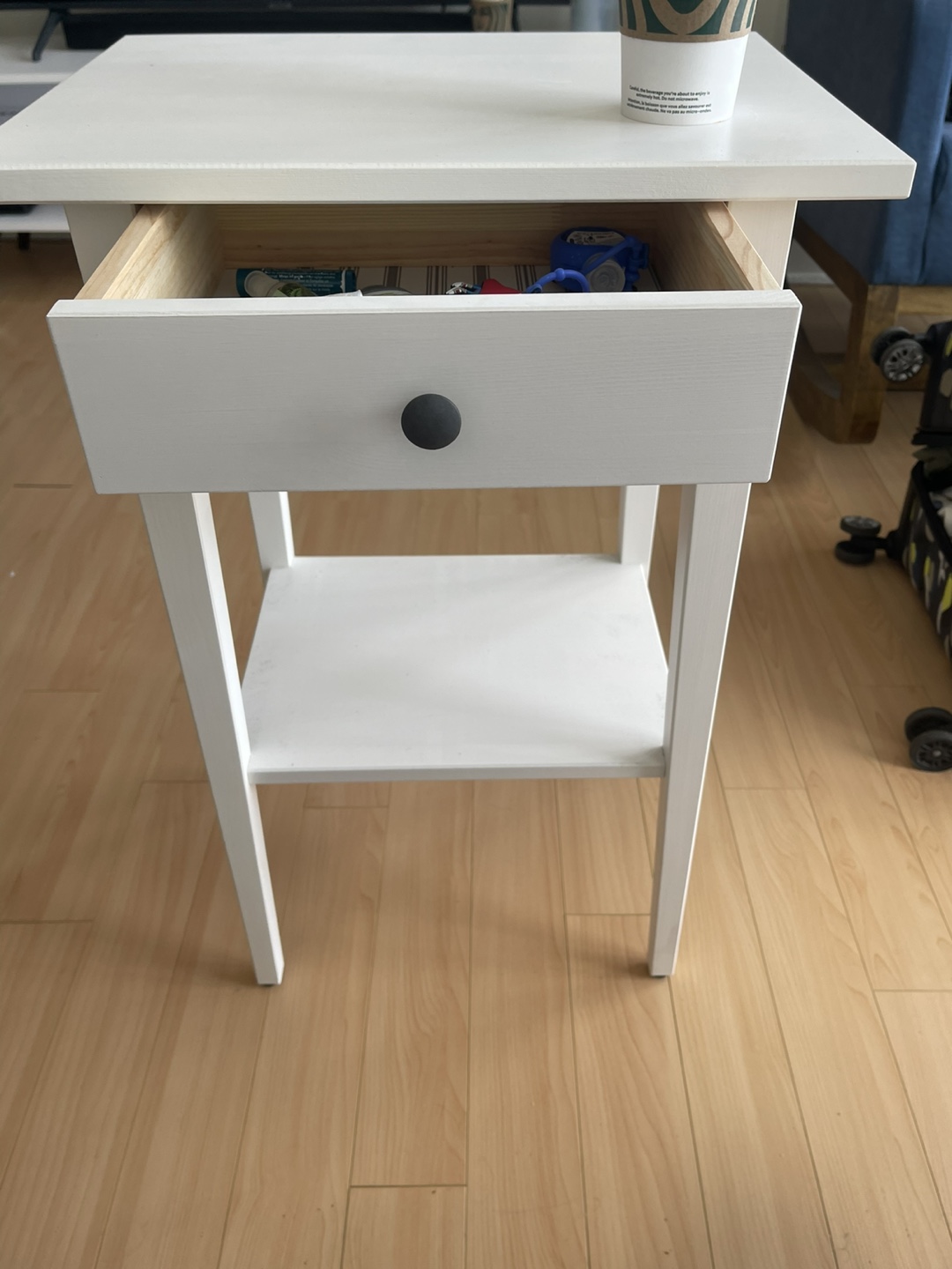 White Bedside Table with Drawer - photo 2