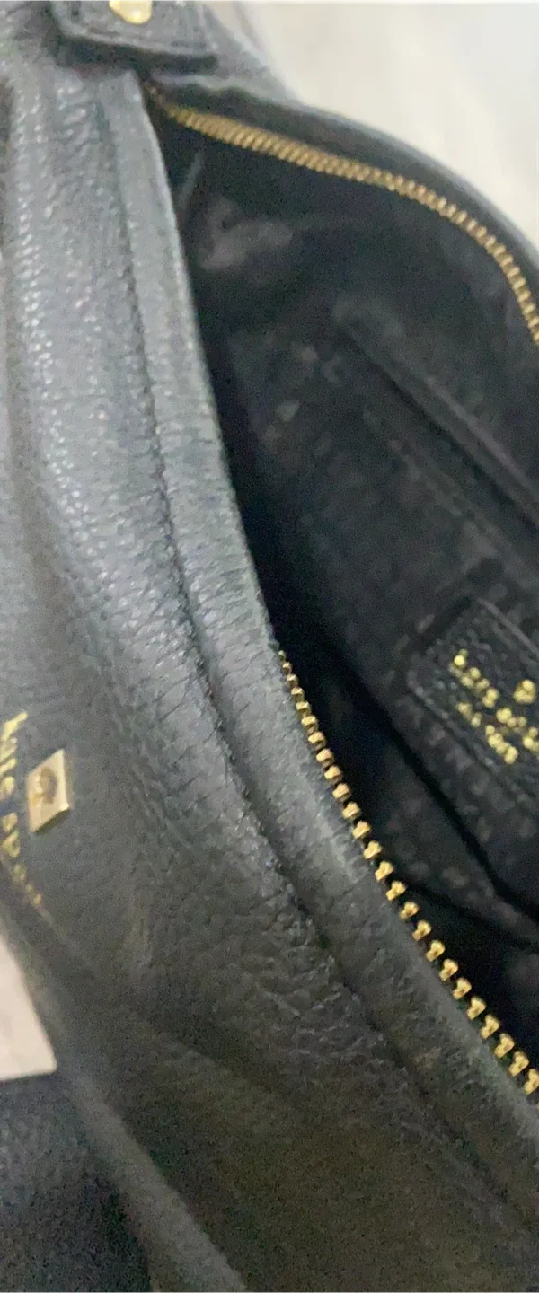 Kate Spade Black Leather Crossbody Bag & Wallet image indicator(4)