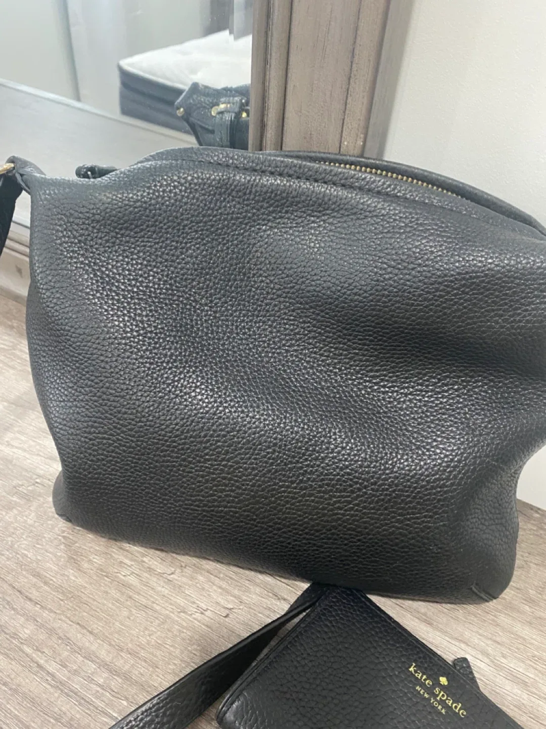 Kate Spade Black Leather Crossbody Bag & Wallet image indicator(2)