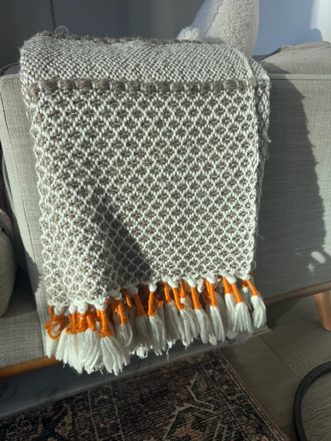 Woven Throw Blanket with Tassels thumbnail