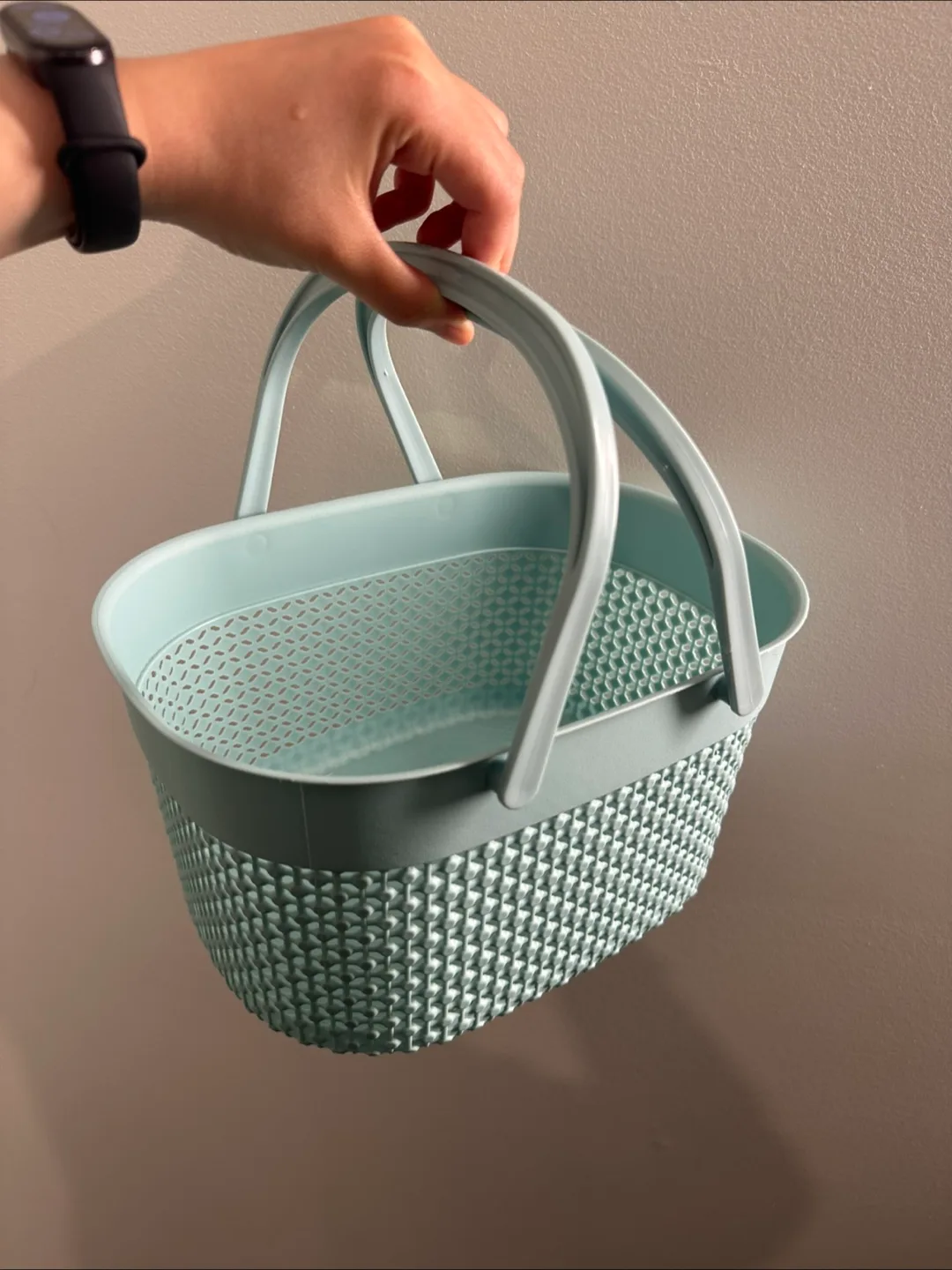 Light Blue Plastic Basket thumbnail