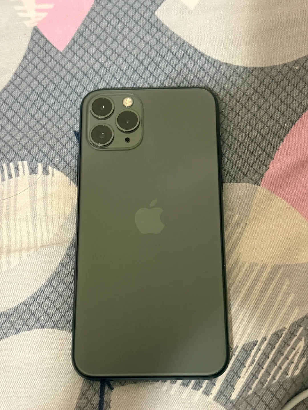 iPhone 11 Pro - Midnight Green 512GB (Unlocked) image indicator(2)