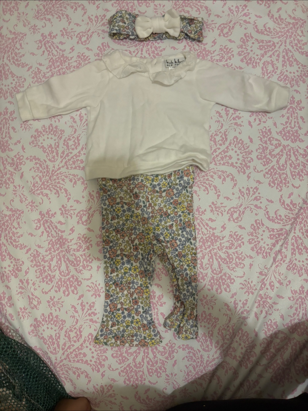 Baby Clothes Bundle - Mixed Sizes & Brands - photo 2