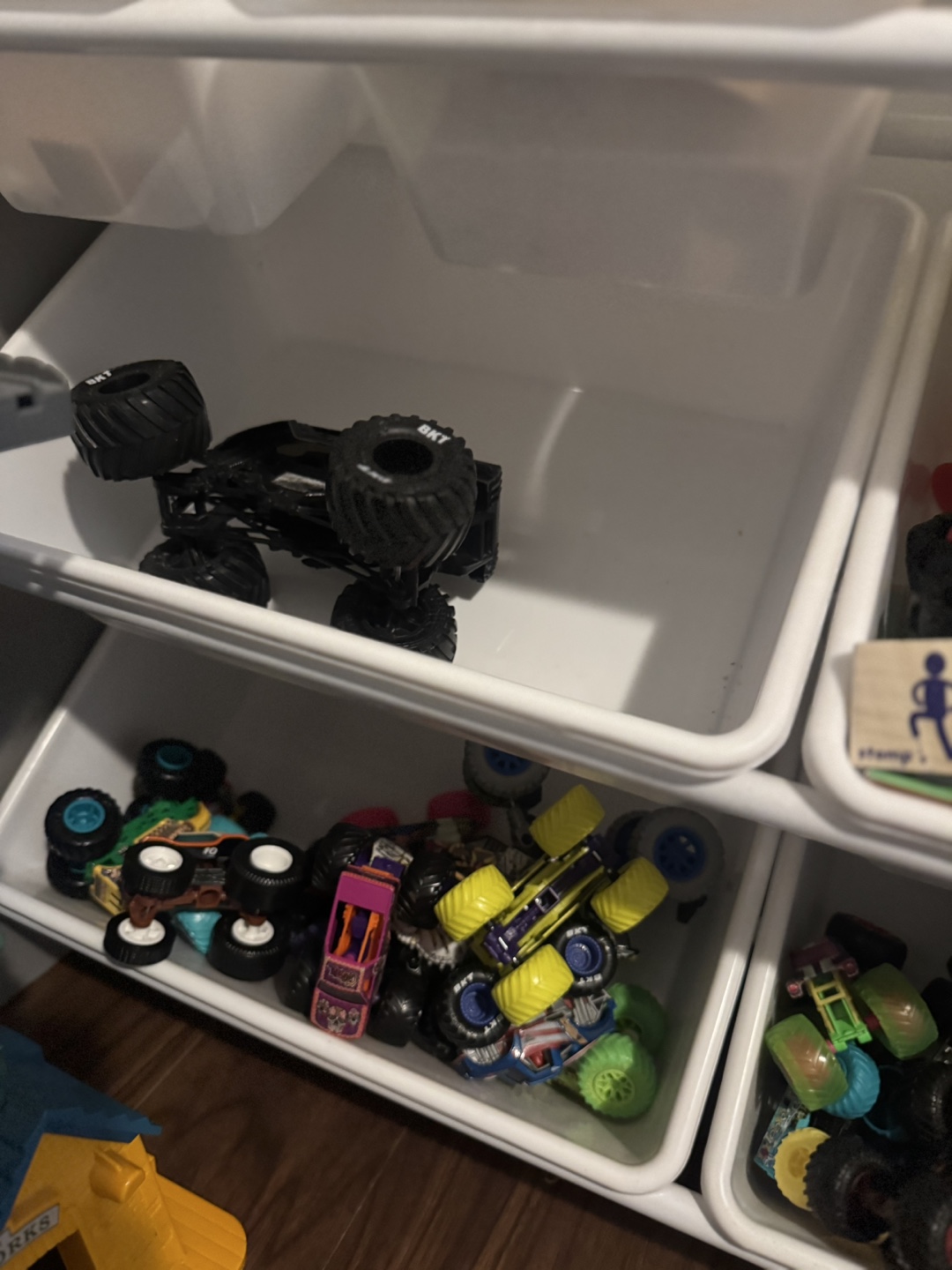 Toy Organizer and Toys - photo 4