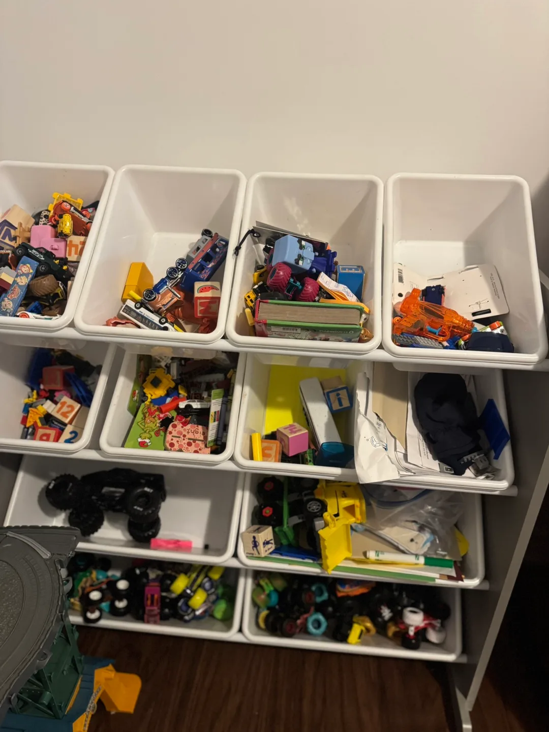Toy Organizer and Toys image indicator(2)