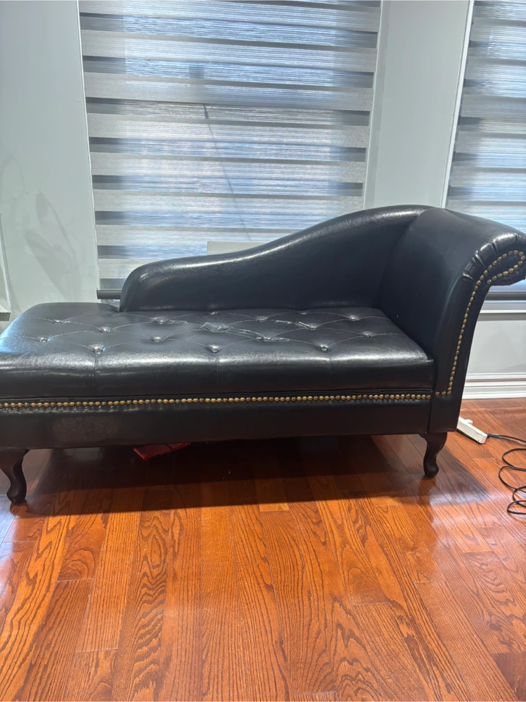 Black Leather Chaise Lounge