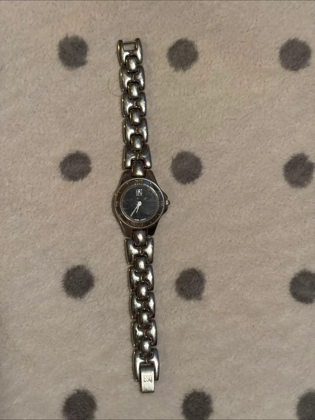 ESQ Swiss Ladies' Watch image indicator(4)