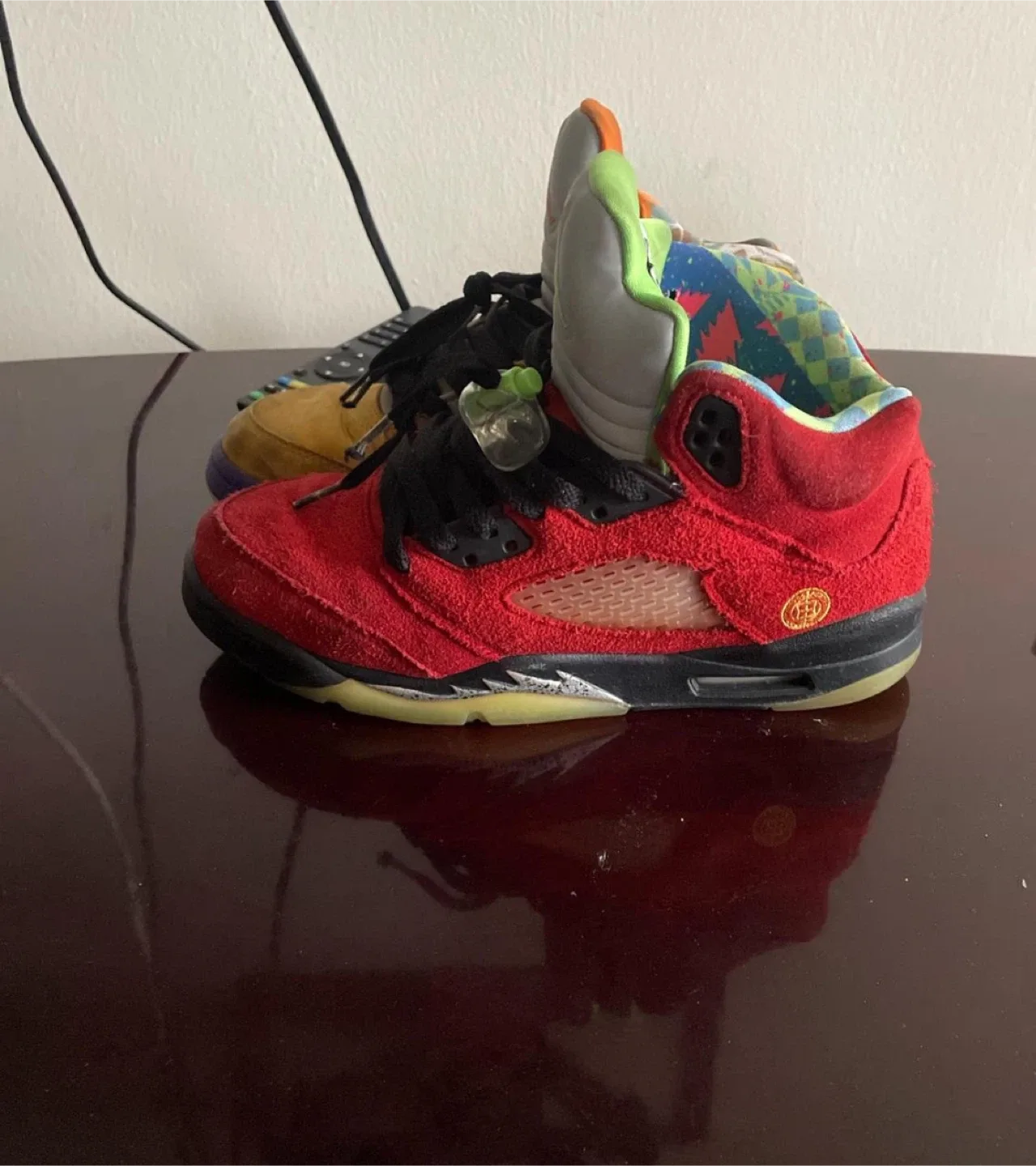 Air Jordan 5 Retro What The image indicator(3)