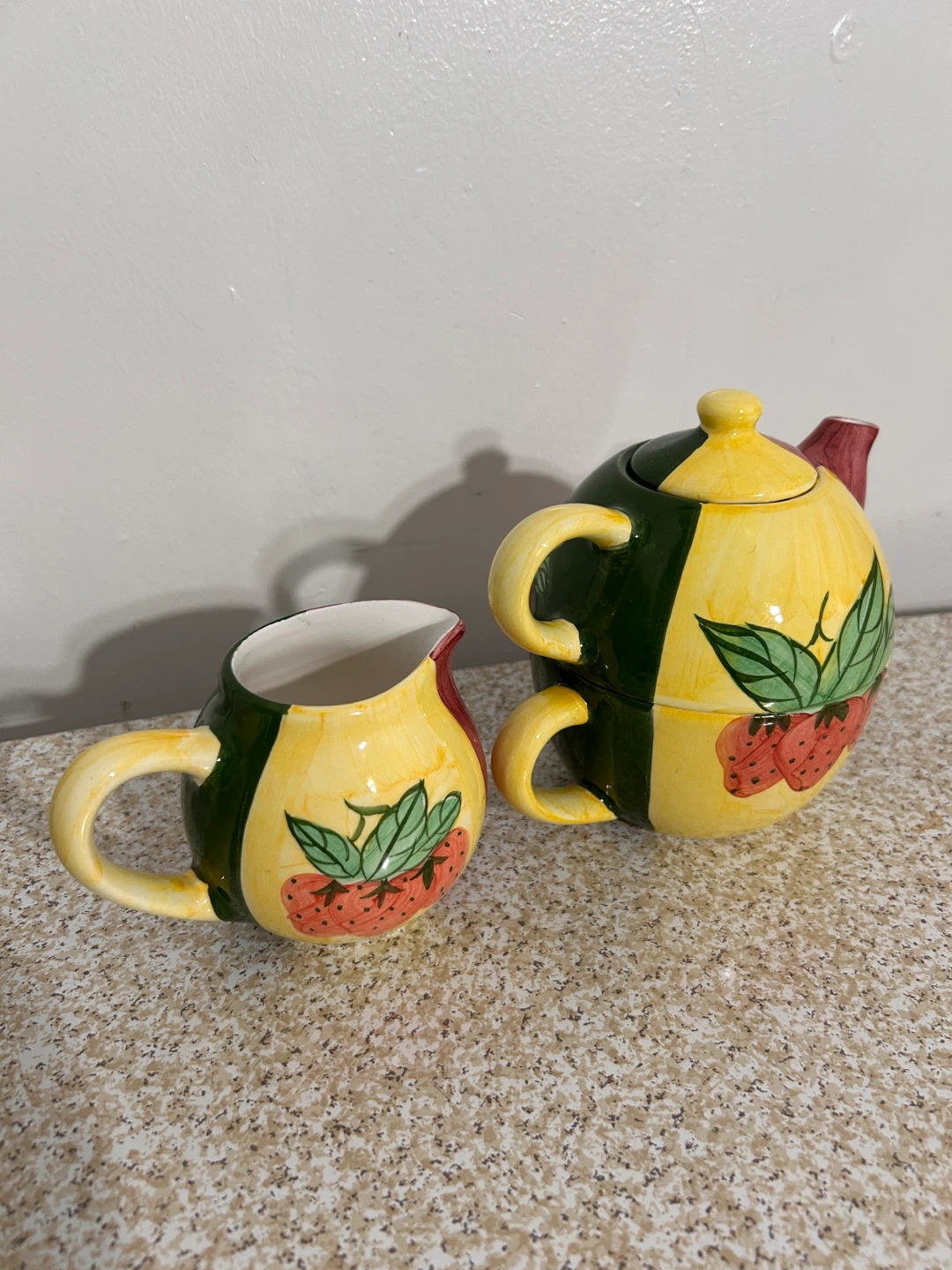 Ceramic Teapot & Creamer Set