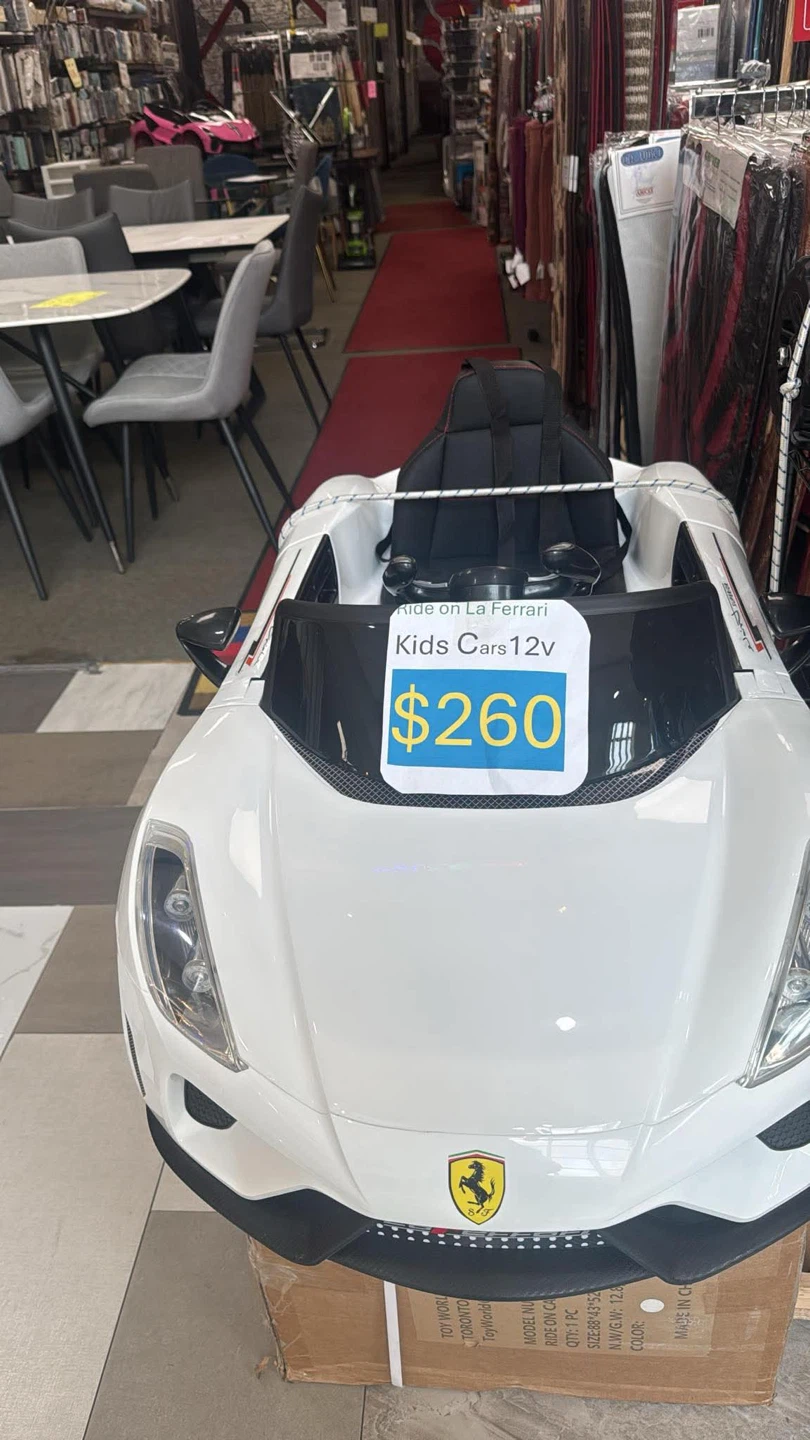 Ferrari Kids Ride-on Car 12V - White