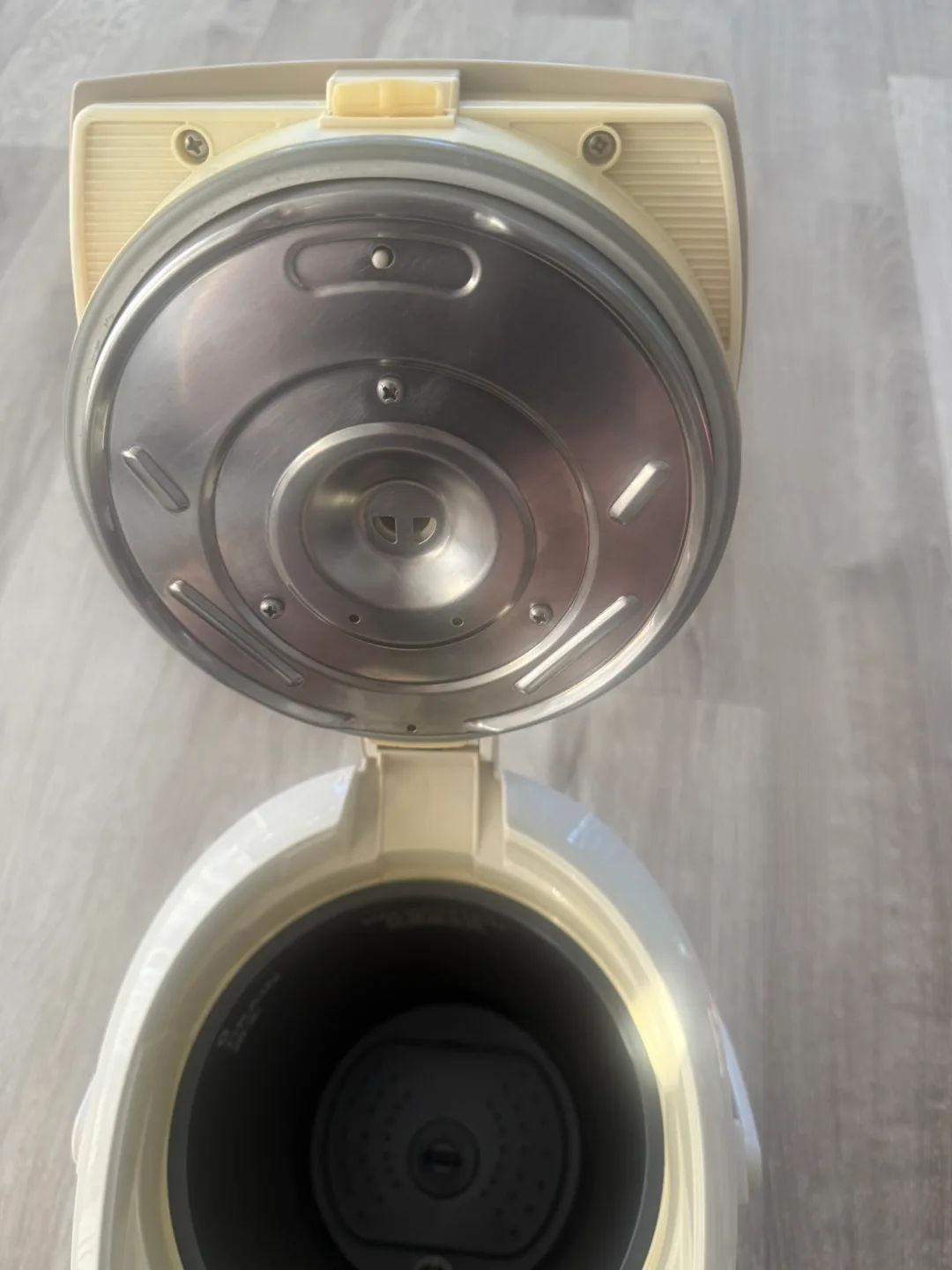 $15 Panasonic 4.0L Water Boiler/Warmer Cordless image indicator(3)