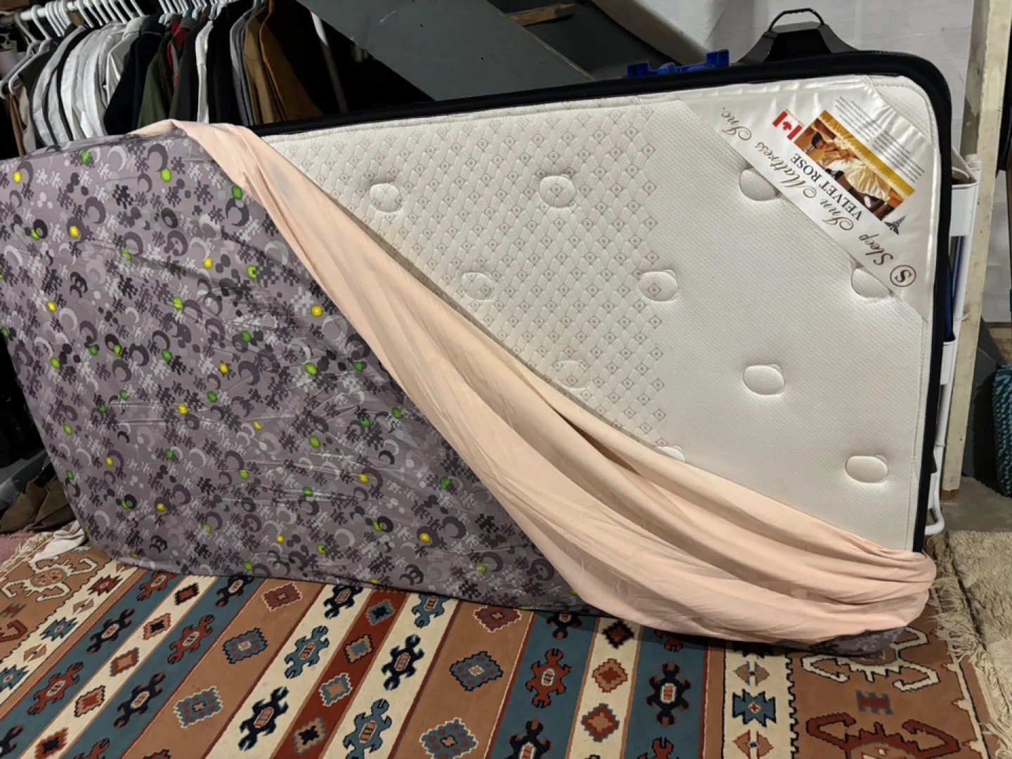 Sleep Inn Velvet Rose Mattress - Small Size image indicator(3)