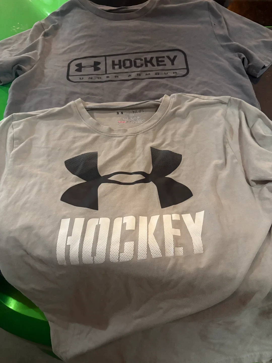 Under Armour Youth Hockey T-Shirts, Size Large