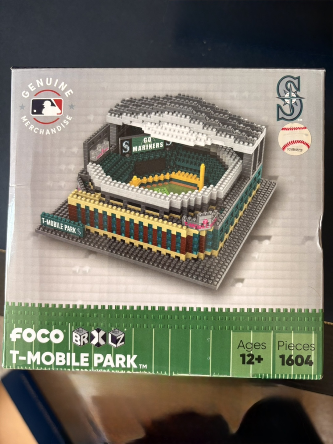 FOCO BRXLZ T-Mobile Park 1604 Pcs Ages 12+ - photo 2