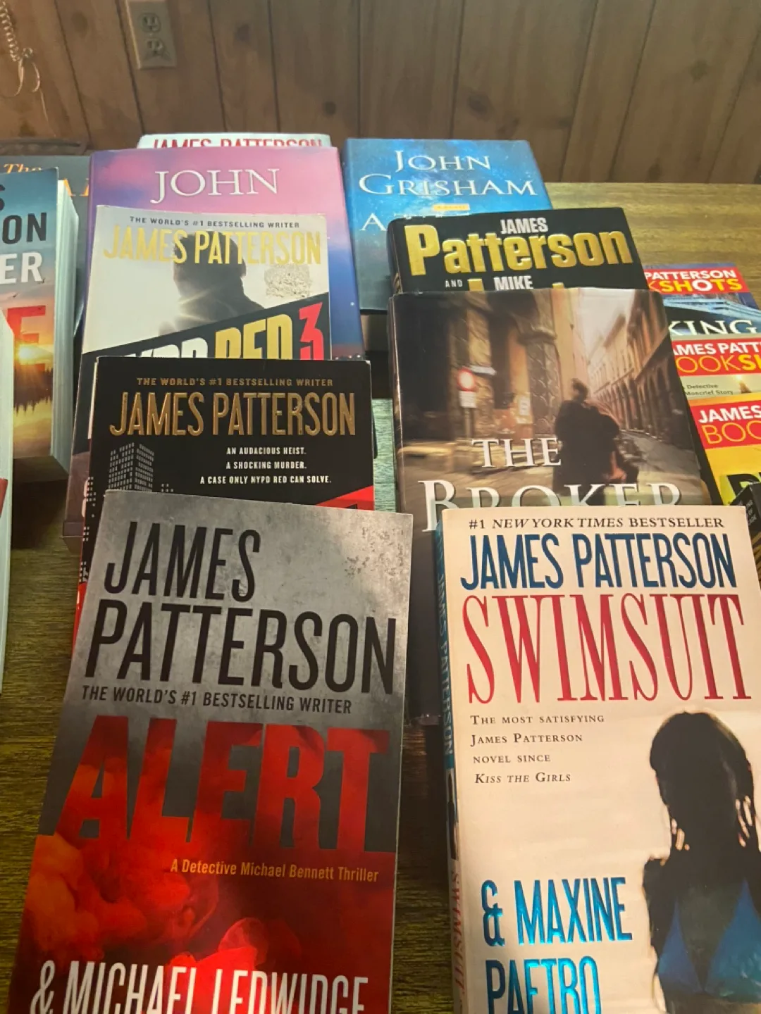 Assorted Books: John Grisham & James Patterson thumbnail