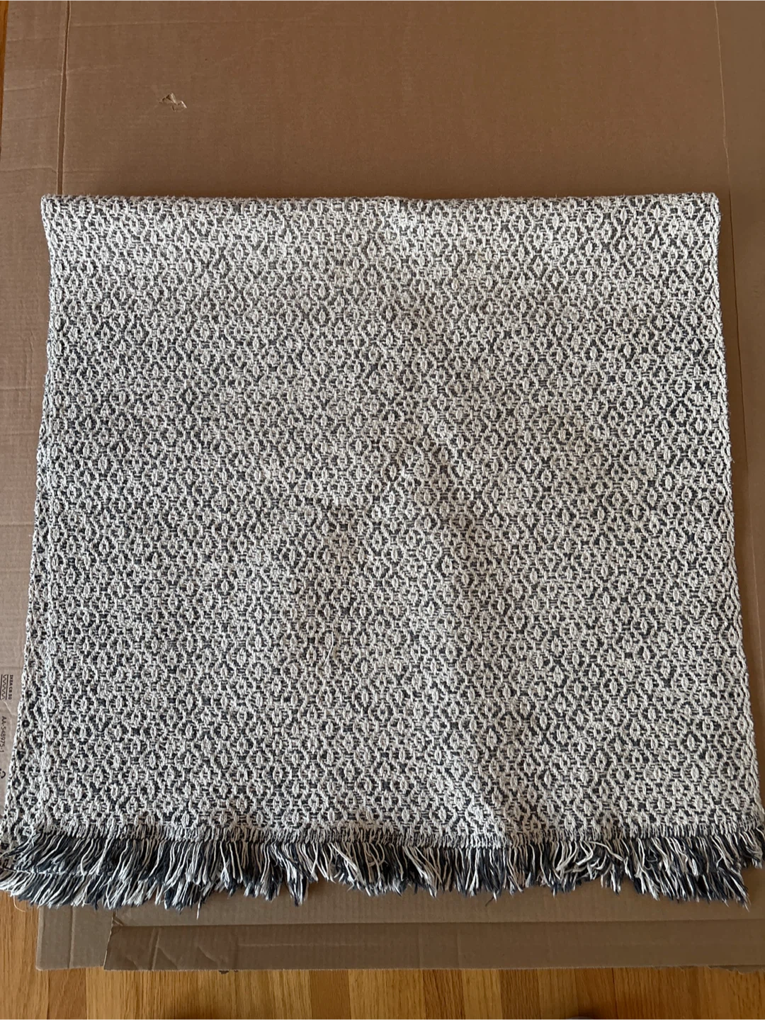 Elegant and simple carpet or rug
