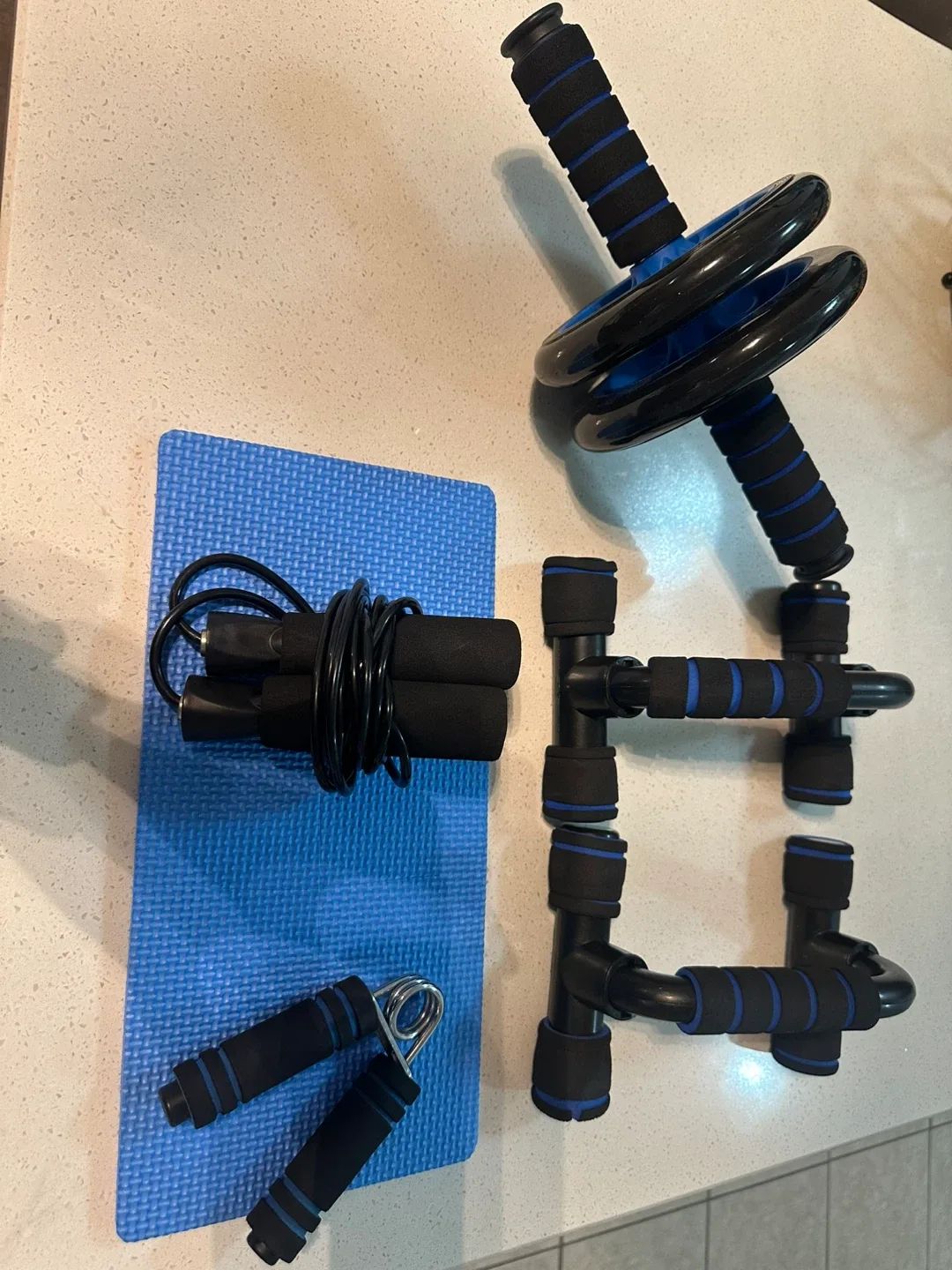 Almost new Home Workout Set - Ab Roller, Push-Up Bars, More! thumbnail