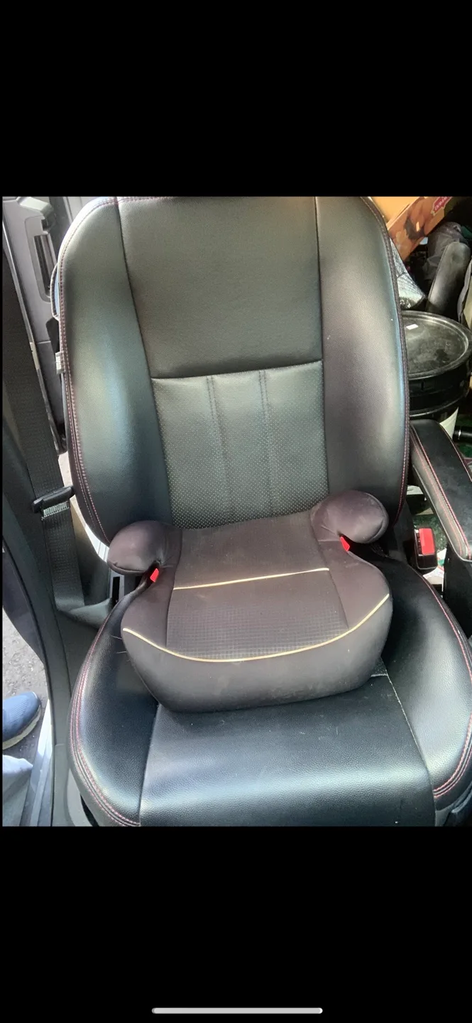 Booster Seat for Kids, Toddlers, Babies image indicator(3)