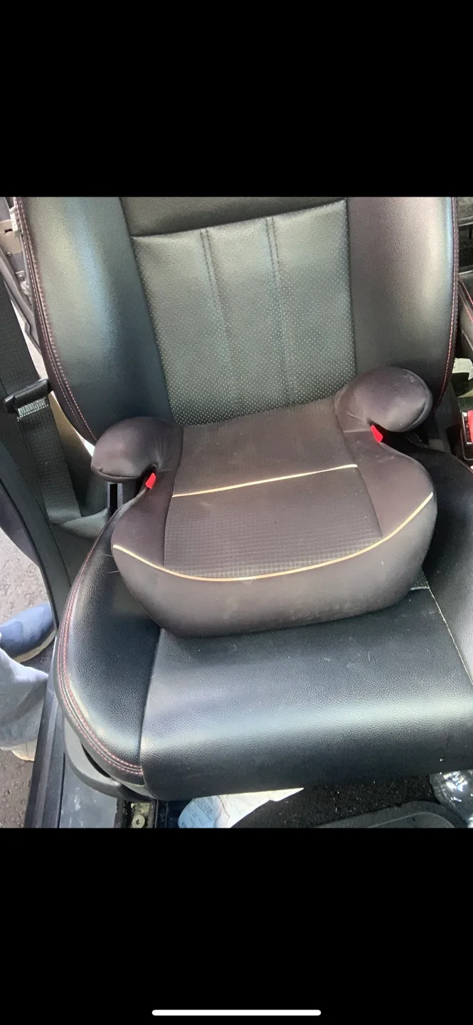 Booster Seat for Kids, Toddlers, Babies image indicator(2)