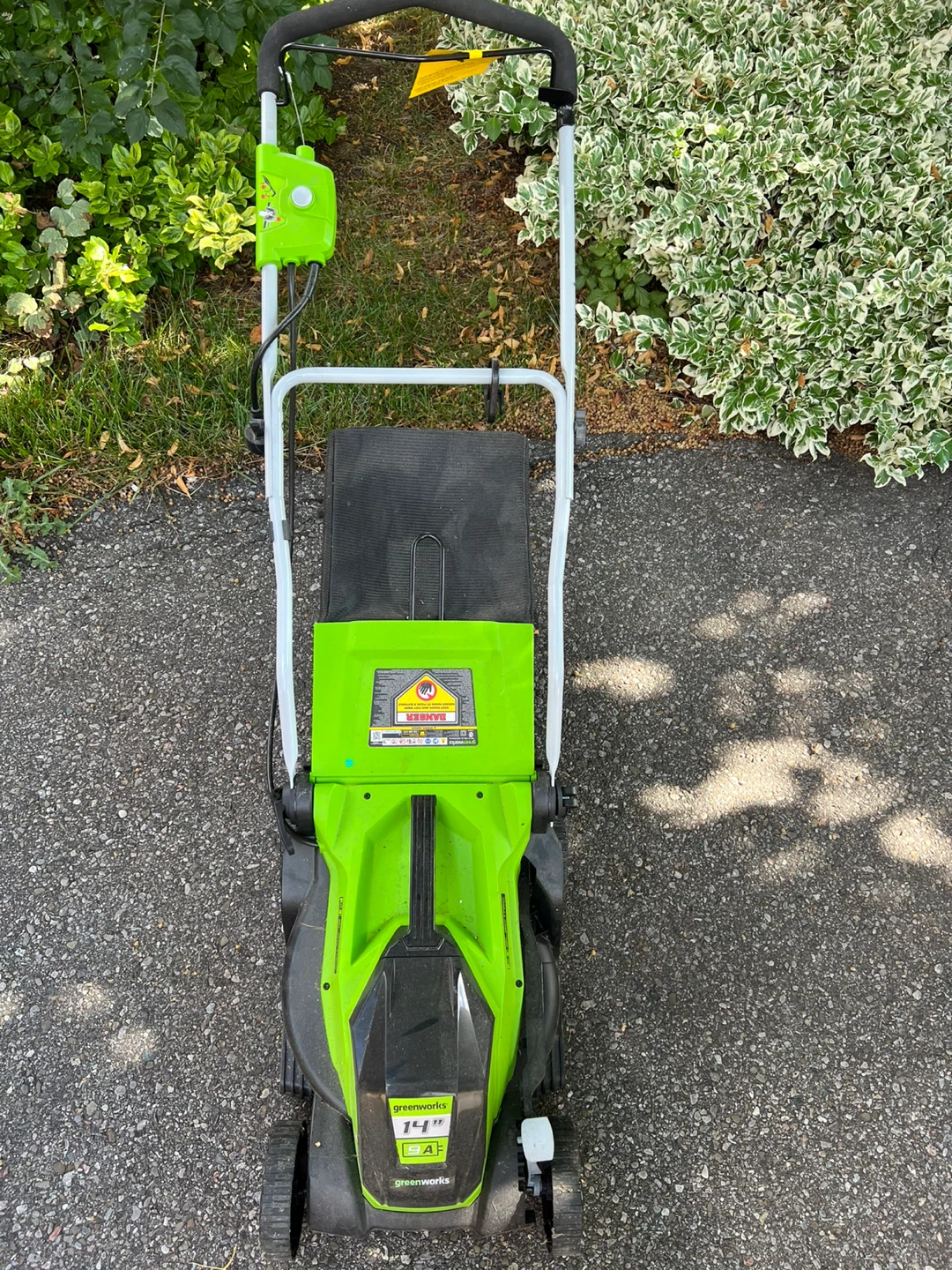 Greenworks 14-inch Cordless Lawn Mower - photo 3