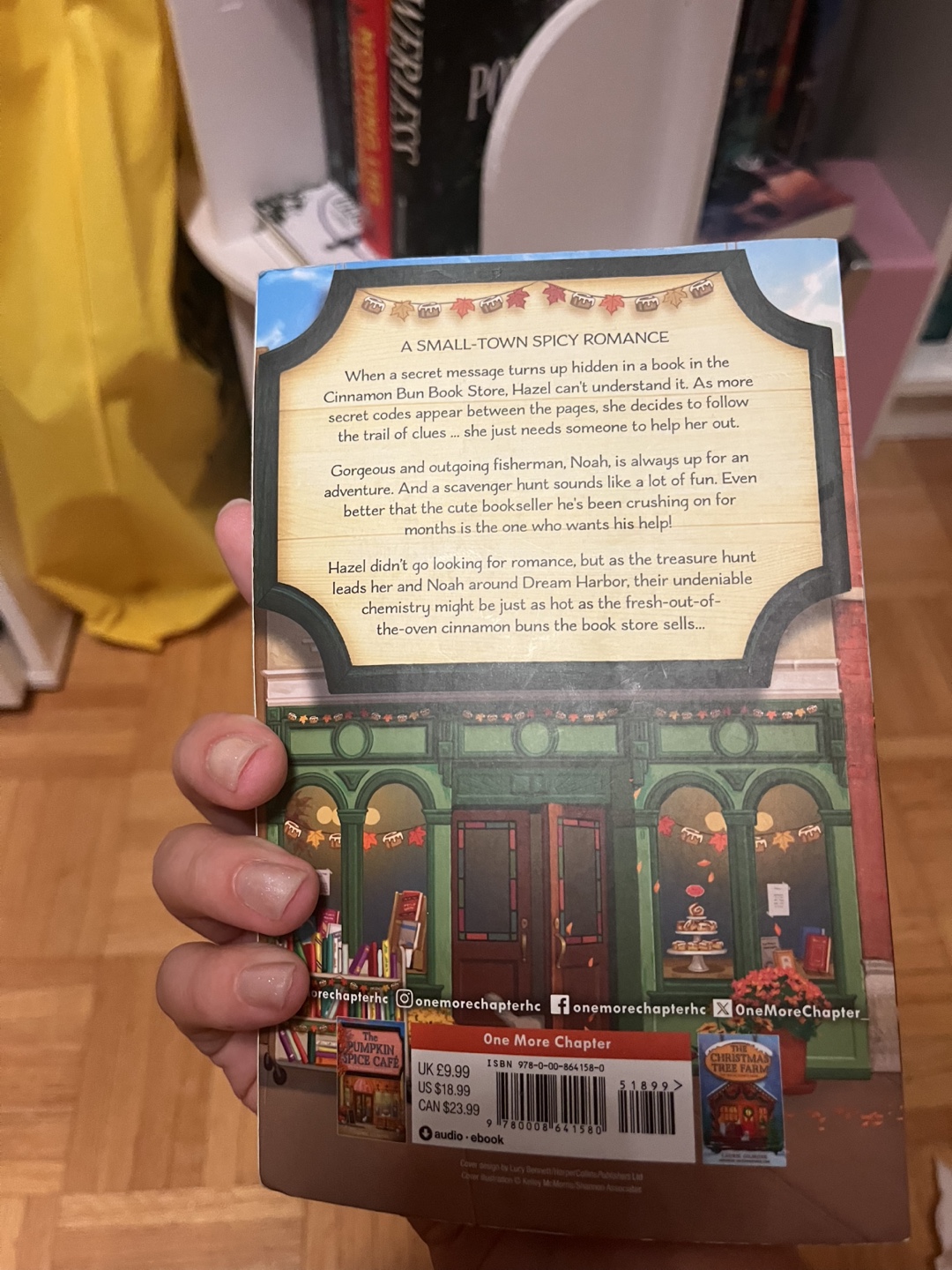 The Cinnamon Bun Book Store by Laurie Gilmore - photo 2