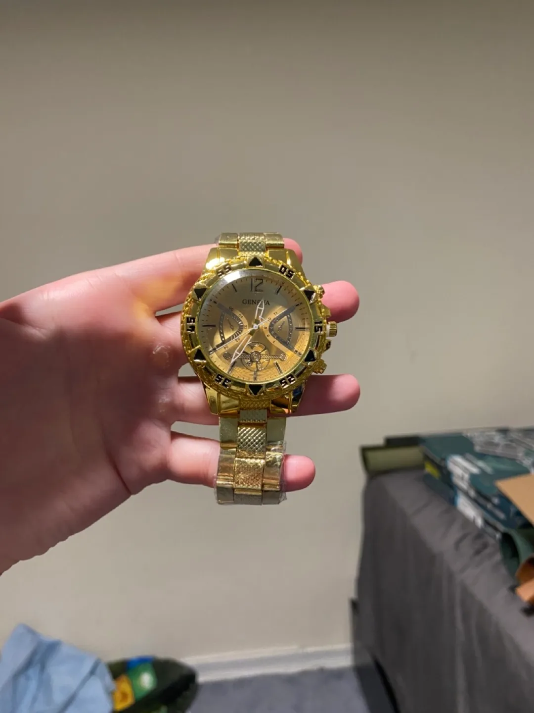 Geneva Gold-Tone Wristwatch image indicator(2)