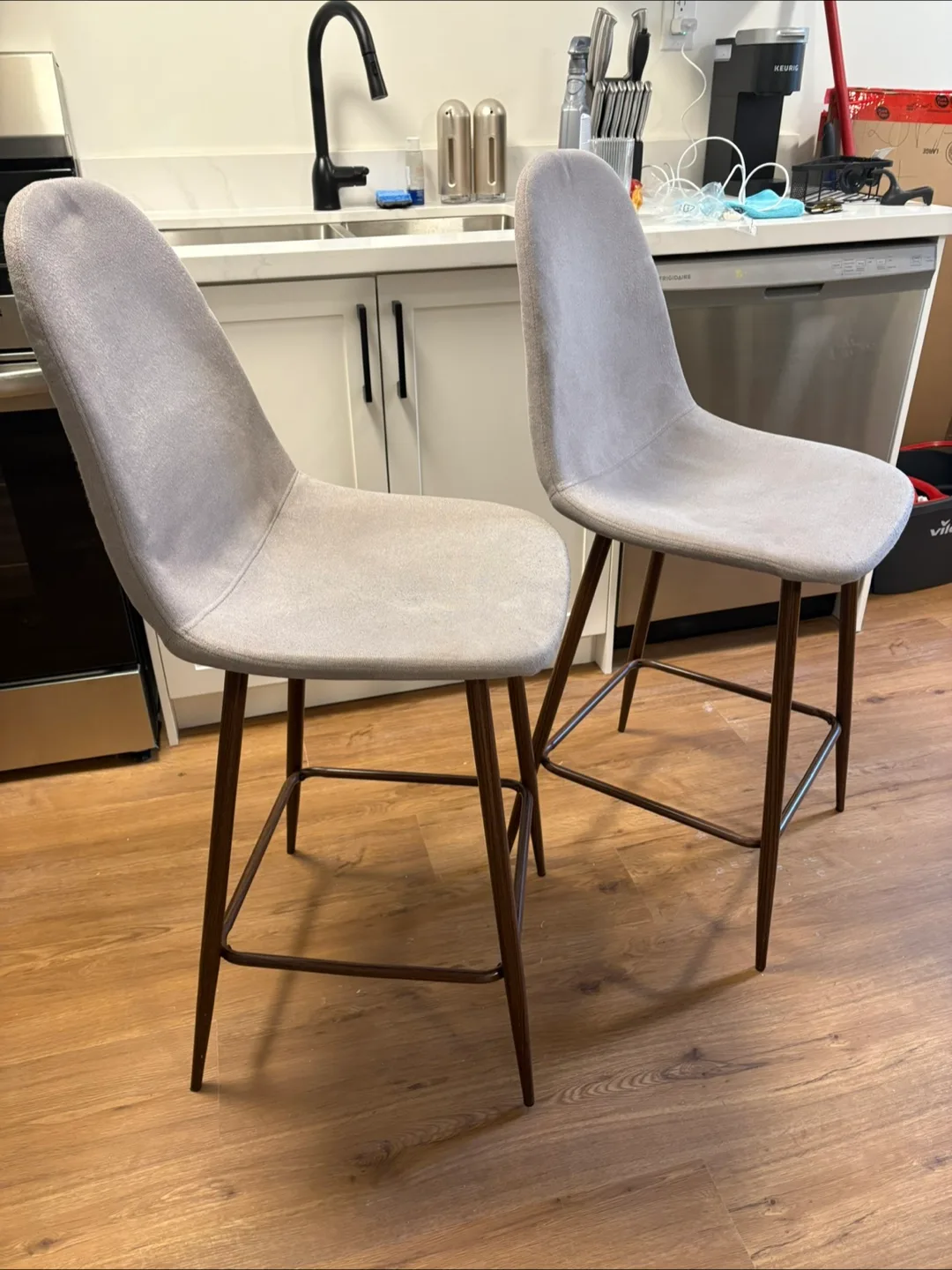 Set of 2 Grey Counter Height Stools image indicator(5)