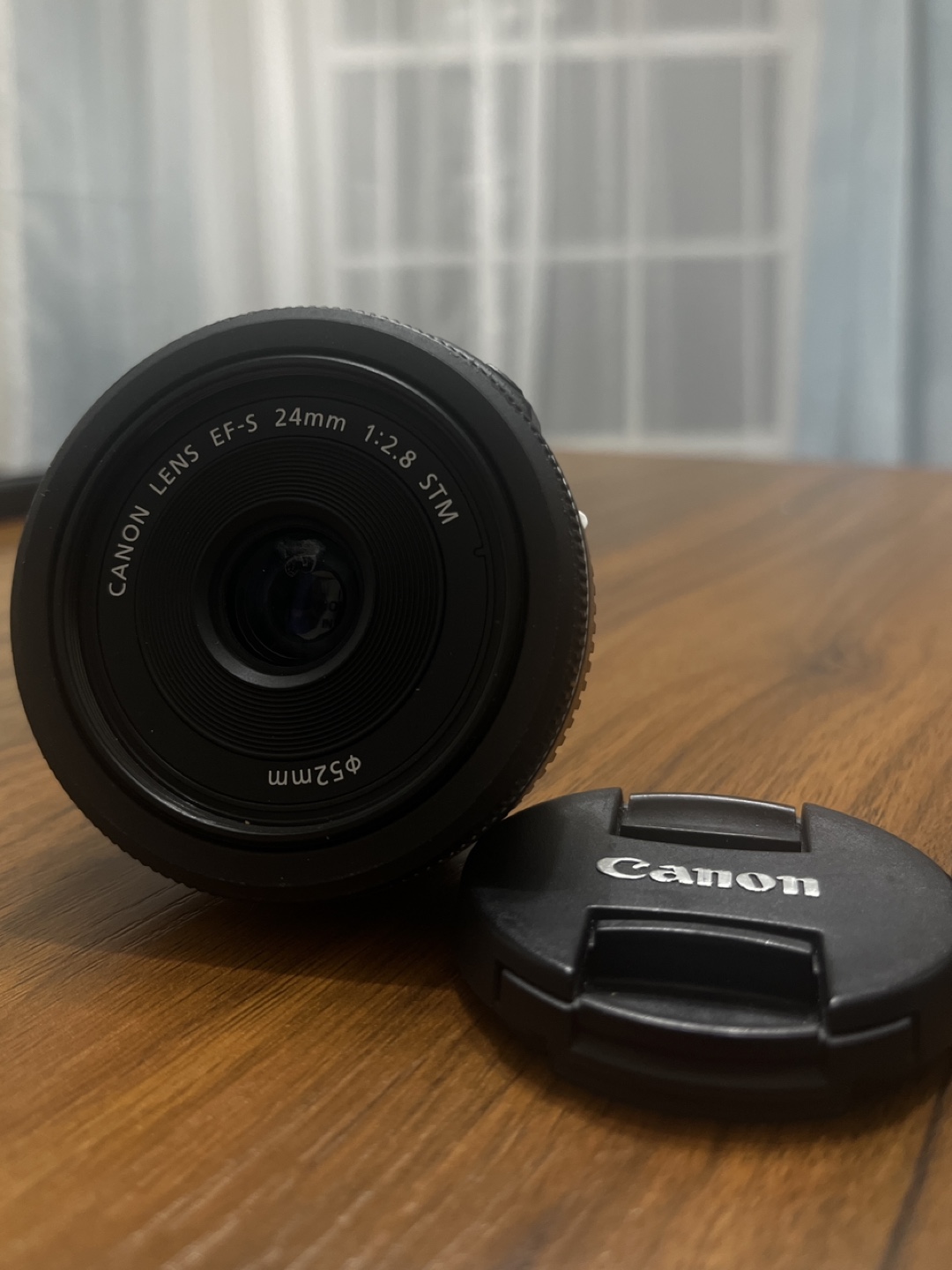 Canon EF-S 24mm f/2.8 STM Lens