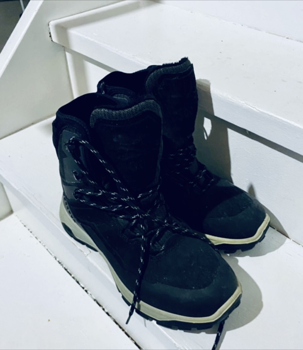Boys Black Winter Boots -30degree, Size 8 - photo 2