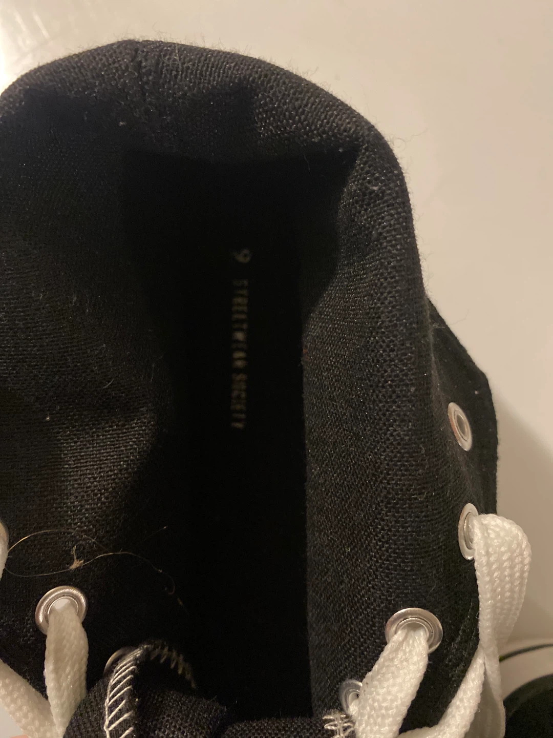 Street Top Society Black High-Top Sneakers - Size 9 - photo 3